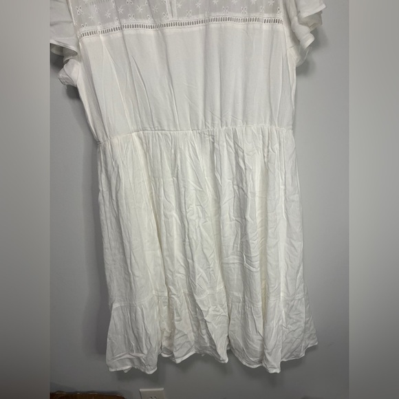 Torrid NWT Eyelet Top Key Hole Neck Dress - Picture 6 of 9